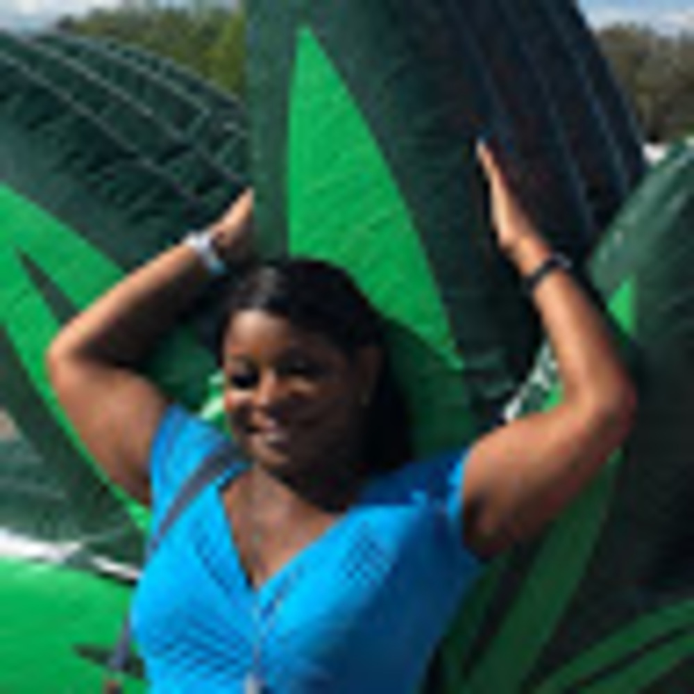 Meet your Posher, Tonya